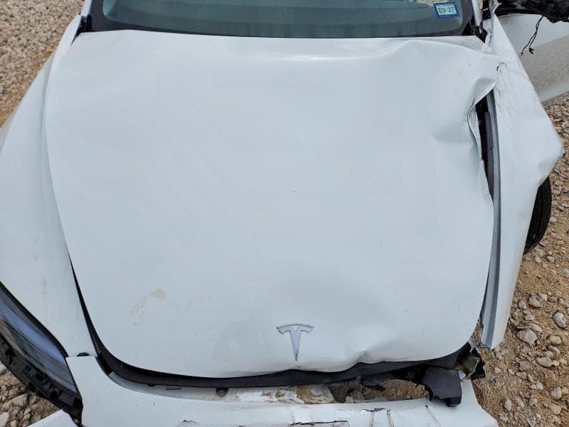 2025 TESLA MODEL 3 11