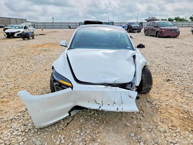 2025 TESLA MODEL 3 5