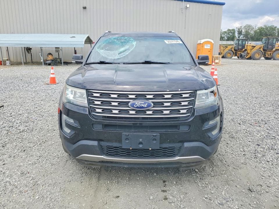 2017 FORD EXPLORER XLT 5