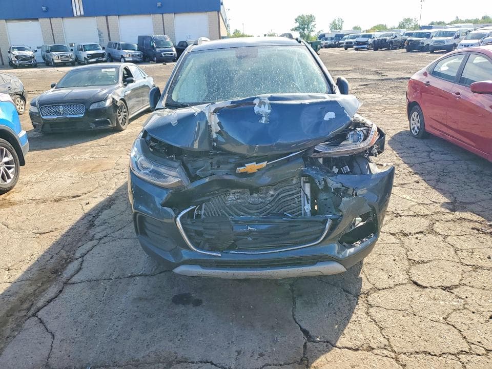 2021 CHEVROLET TRAX 1LT 5