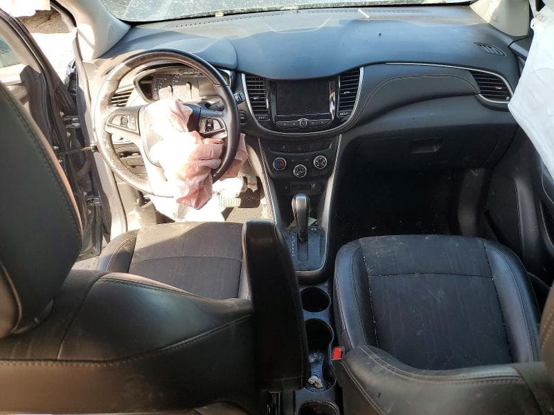 2021 CHEVROLET TRAX 1LT 8