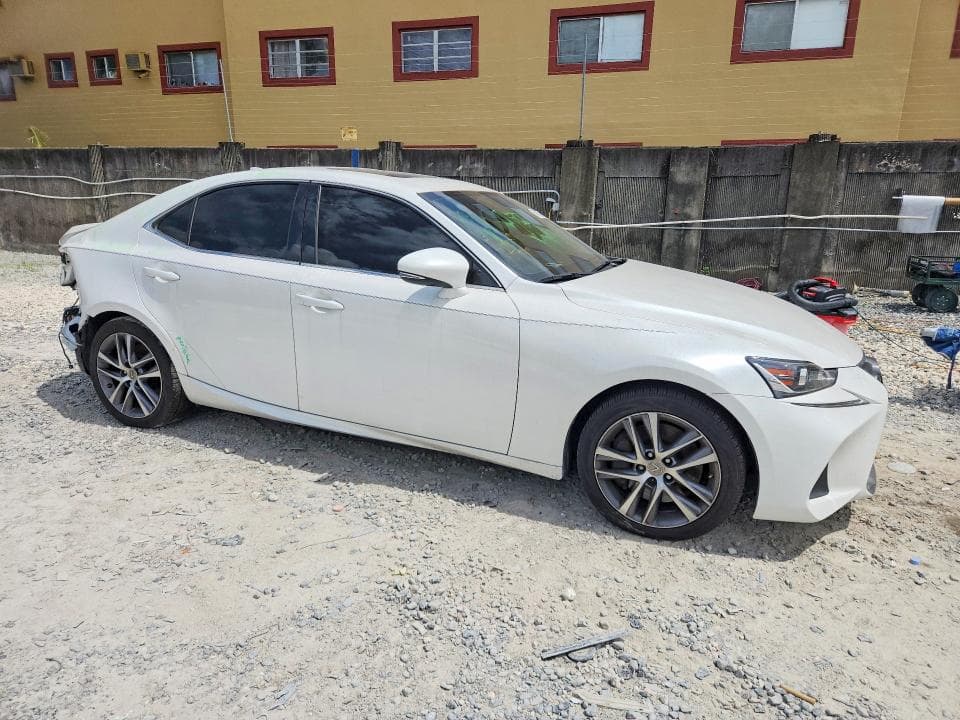 2020 LEXUS IS 300 4
