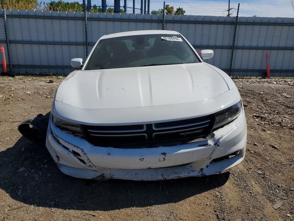 2017 DODGE CHARGER SE 5