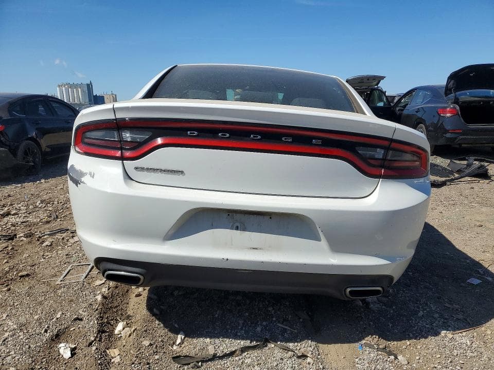 2017 DODGE CHARGER SE 6