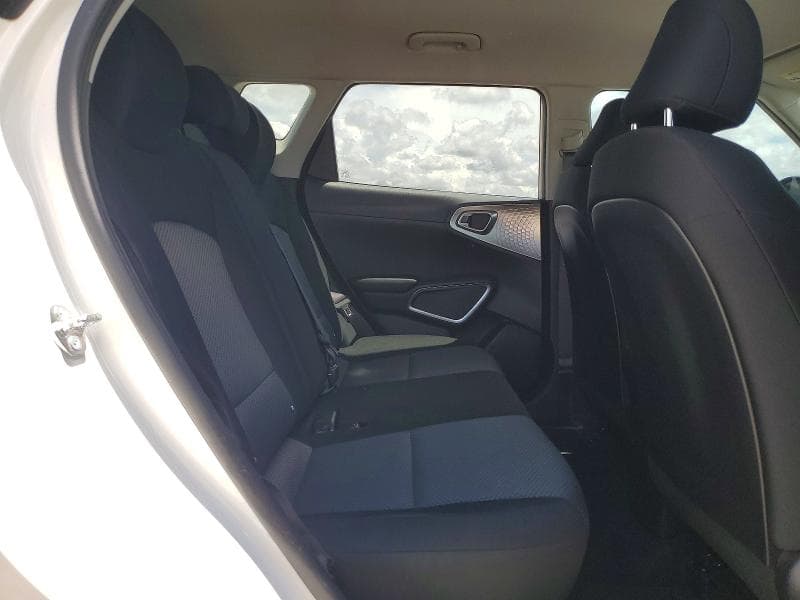 2025 KIA SOUL LX 11