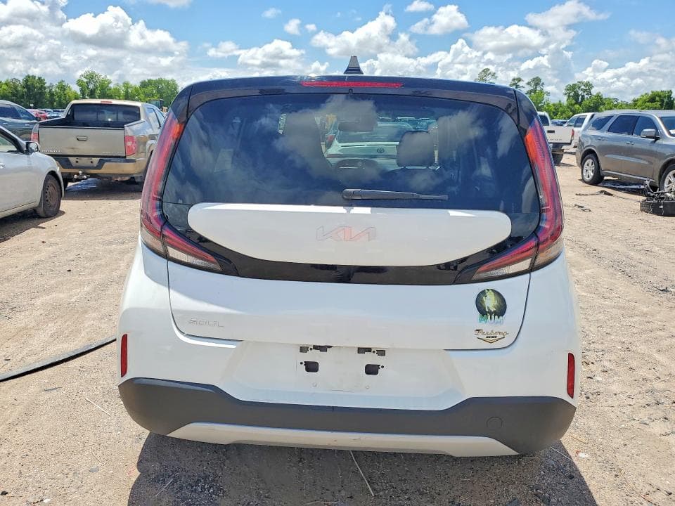 2025 KIA SOUL LX 6
