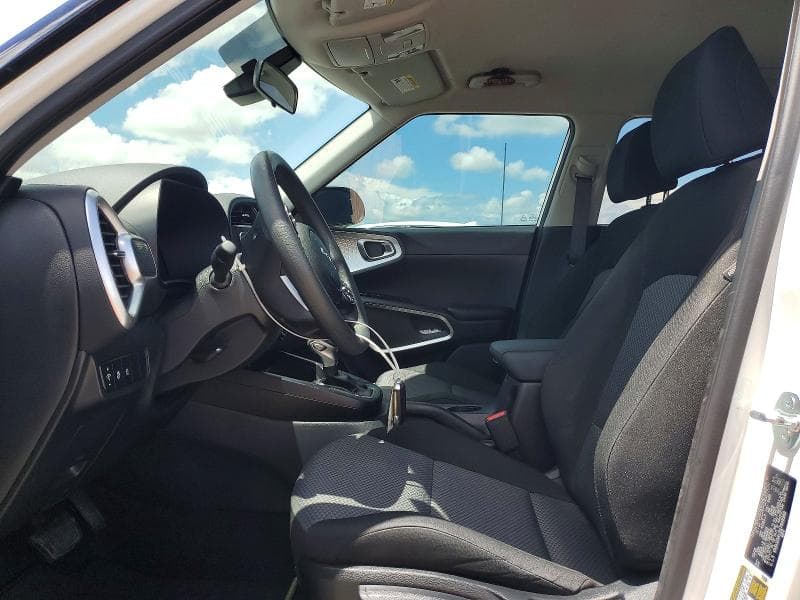 2025 KIA SOUL LX 7