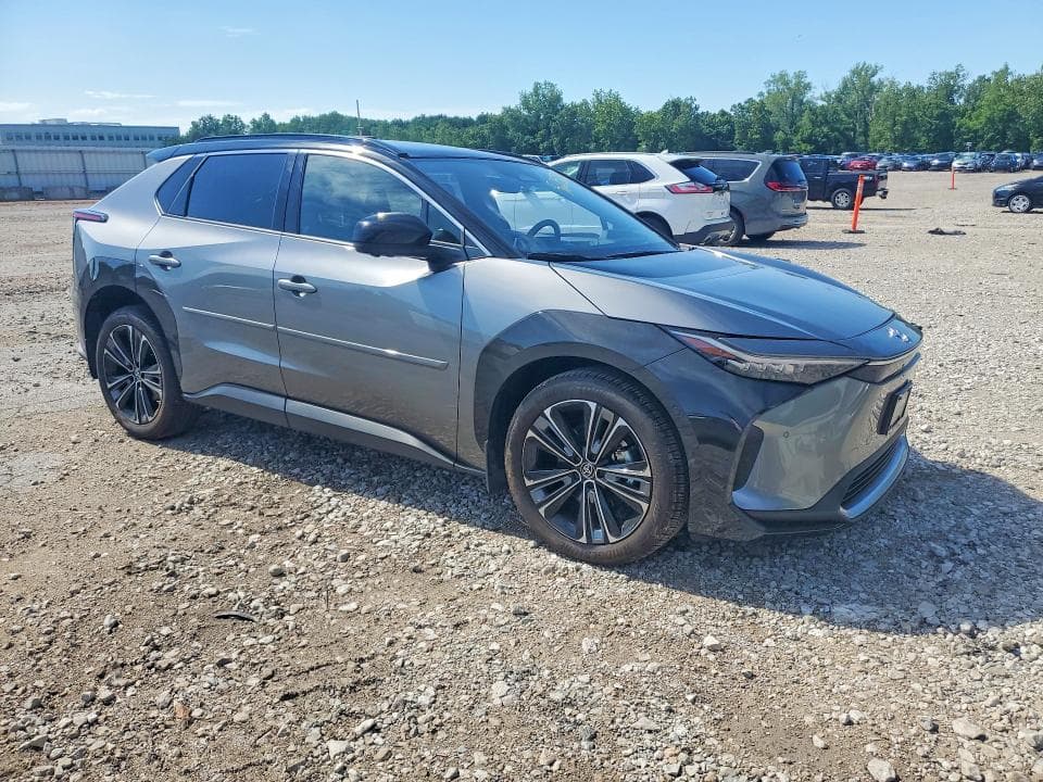 2024 TOYOTA BZ4X LIMITED 4