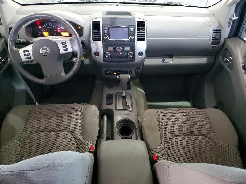 2016 NISSAN FRONTIER SV 8