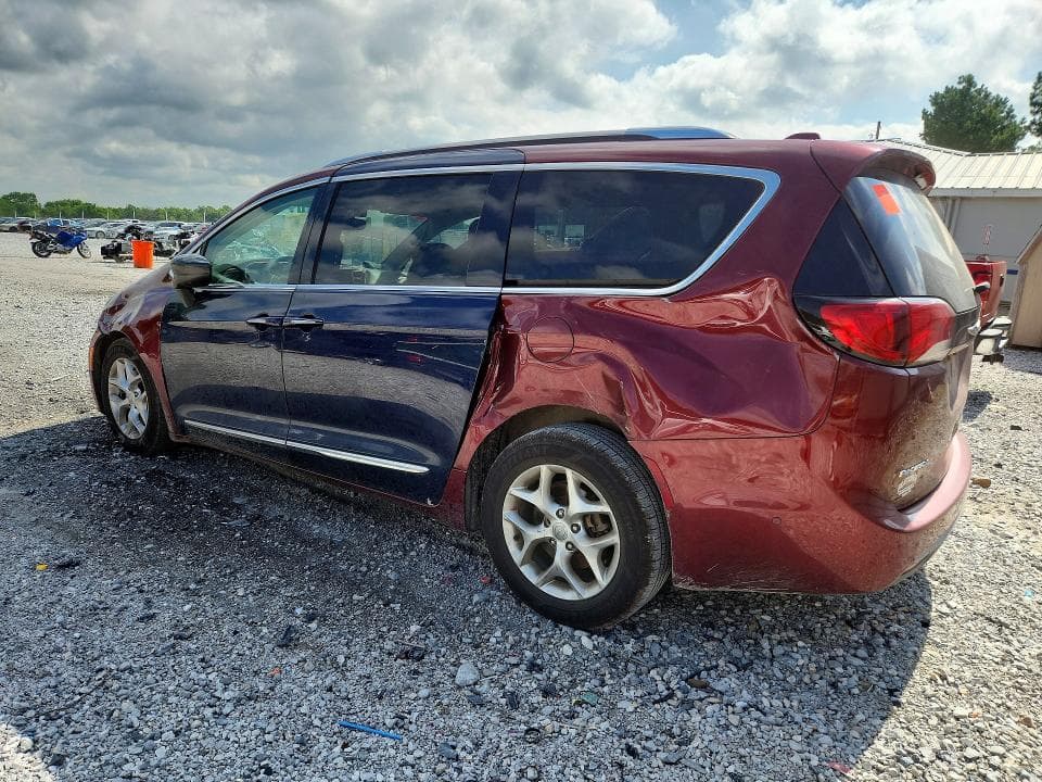 2020 CHRYSLER PACIFICA TOURING L 3