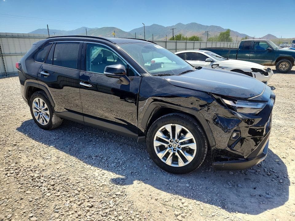 2023 TOYOTA RAV4 LIMITED 4
