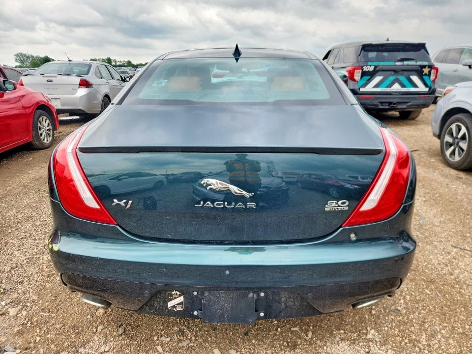 2017 JAGUAR XJ 6
