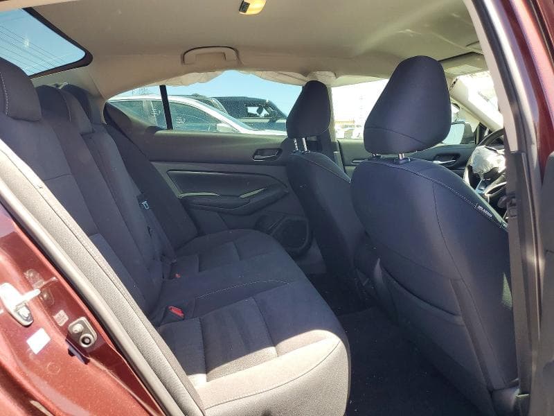 2024 NISSAN ALTIMA SV 10