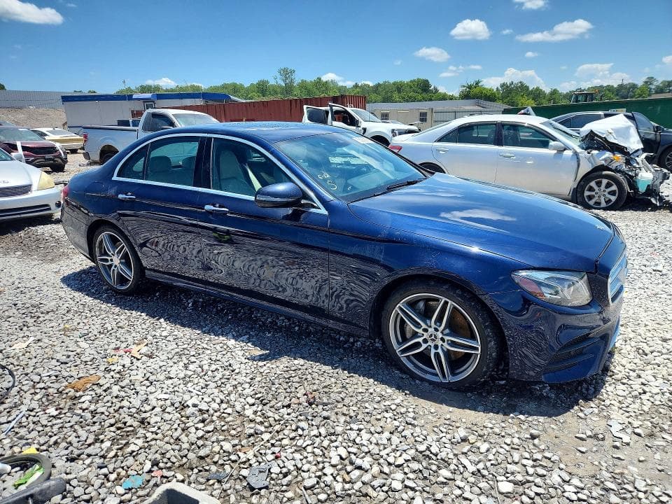 2019 MERCEDES-BENZ E 300 300 4
