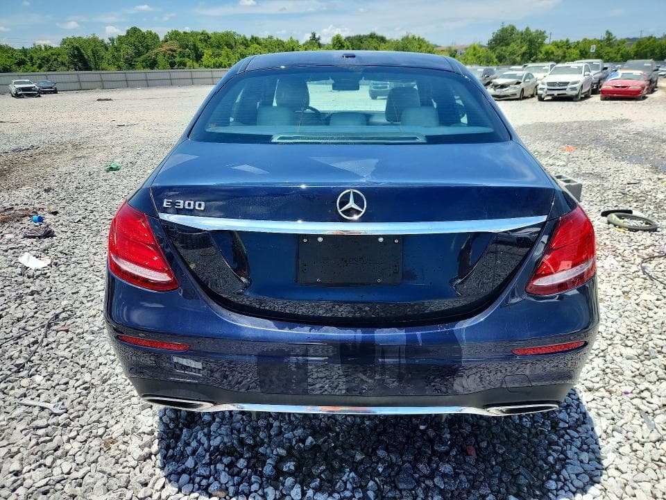 2019 MERCEDES-BENZ E 300 300 6