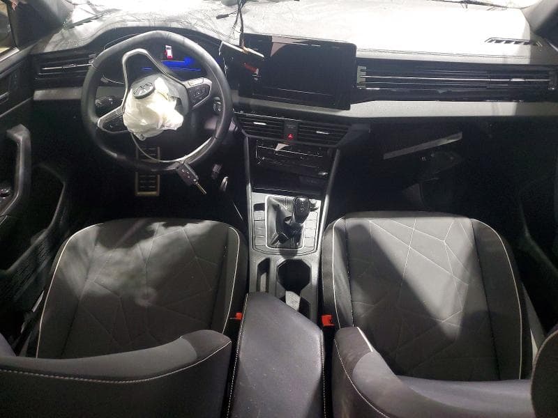 2025 VOLKSWAGEN JETTA SPORT 8