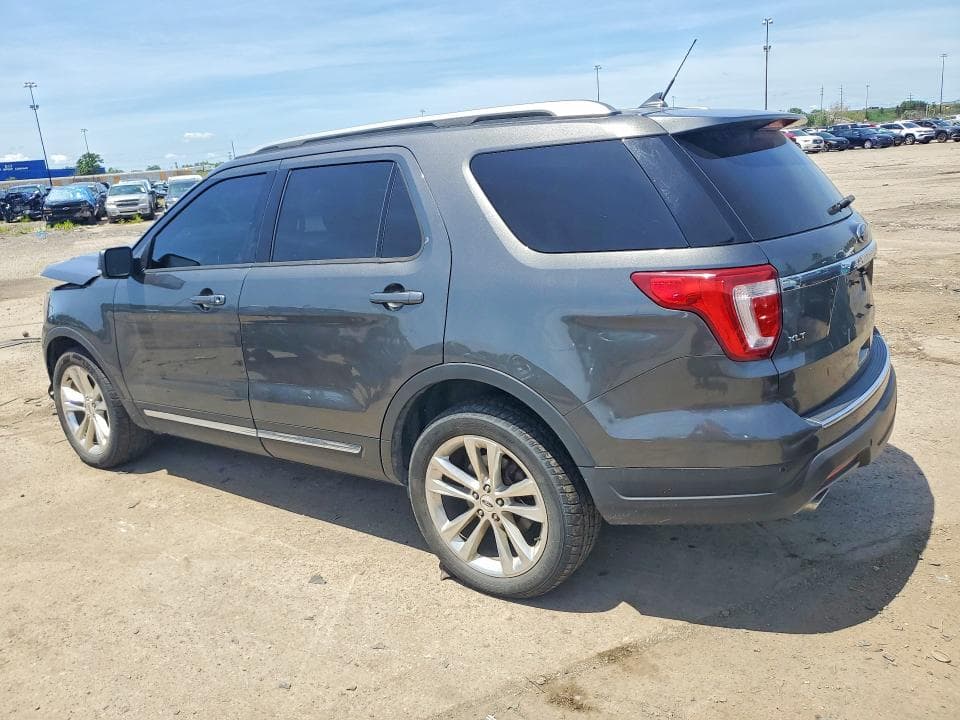 2018 FORD EXPLORER XLT 2