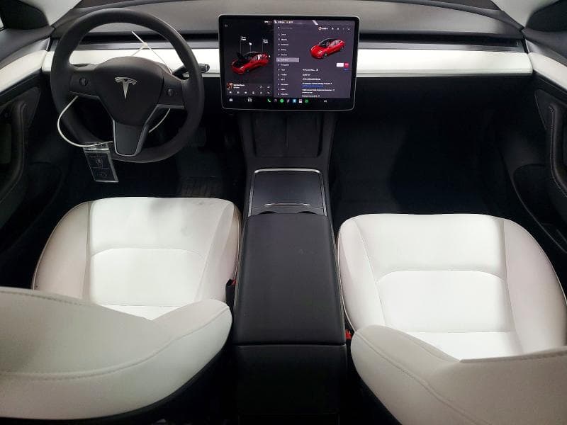2023 TESLA MODEL 3 8