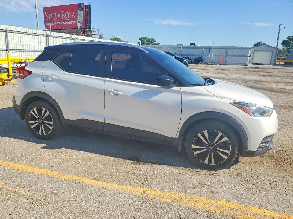 2020 NISSAN KICKS SV 4