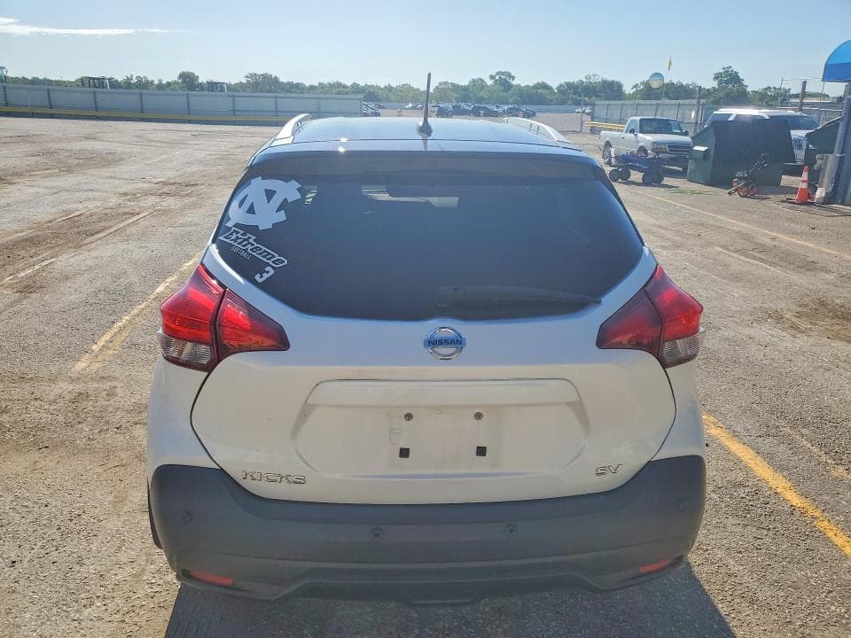 2020 NISSAN KICKS SV 6