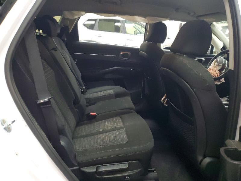 2022 KIA SORENTO LX LX 11