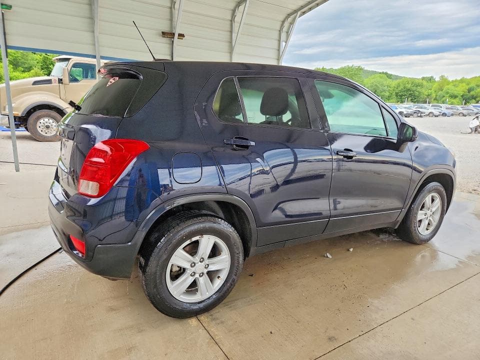 2022 CHEVROLET TRAX LS 3