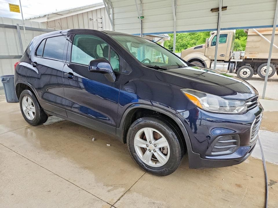 2022 CHEVROLET TRAX LS 4