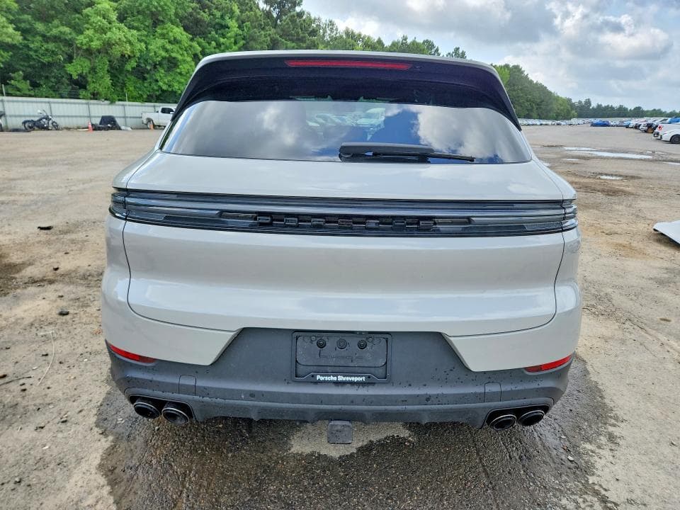 2025 PORSCHE CAYENNE 7