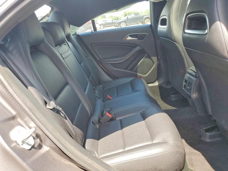 2018 MERCEDES-BENZ CLA 250 4MATIC 10