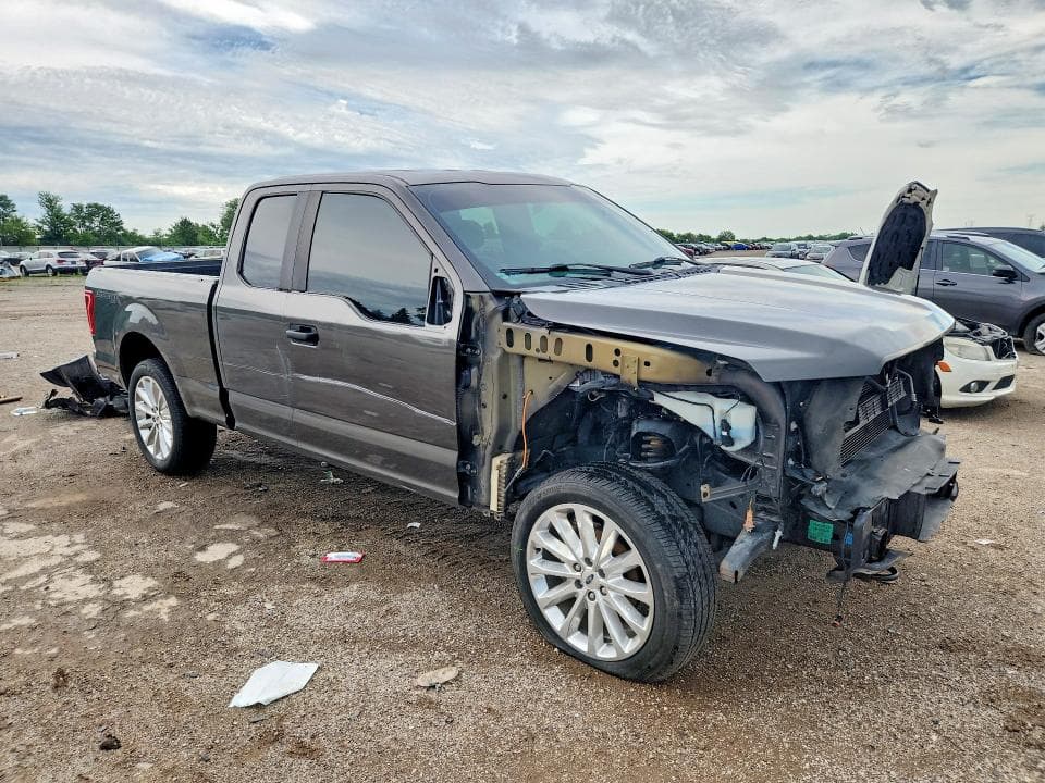 2017 FORD F150 SUPER CAB 4