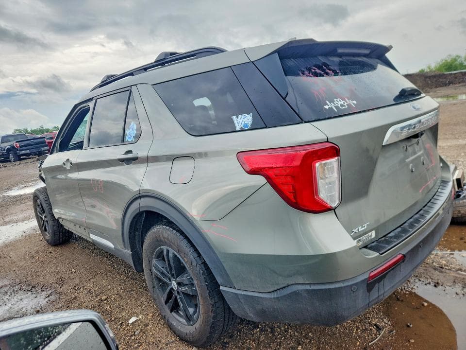 2020 FORD EXPLORER XLT 2