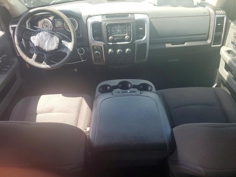 2020 RAM 1500 CLASSIC WARLOCK 8