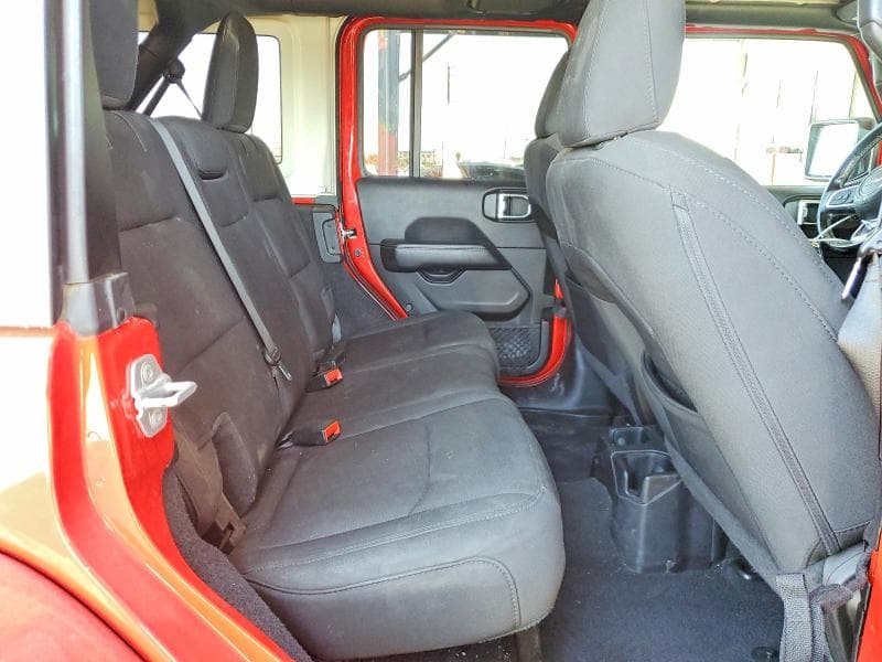 2020 JEEP WRANGLER UNLIMITED SAHARA 11