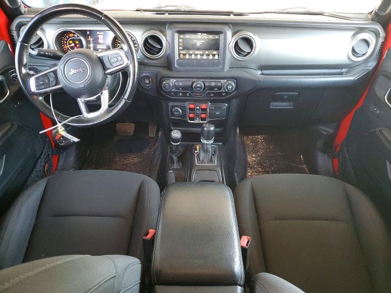 2020 JEEP WRANGLER UNLIMITED SAHARA 8