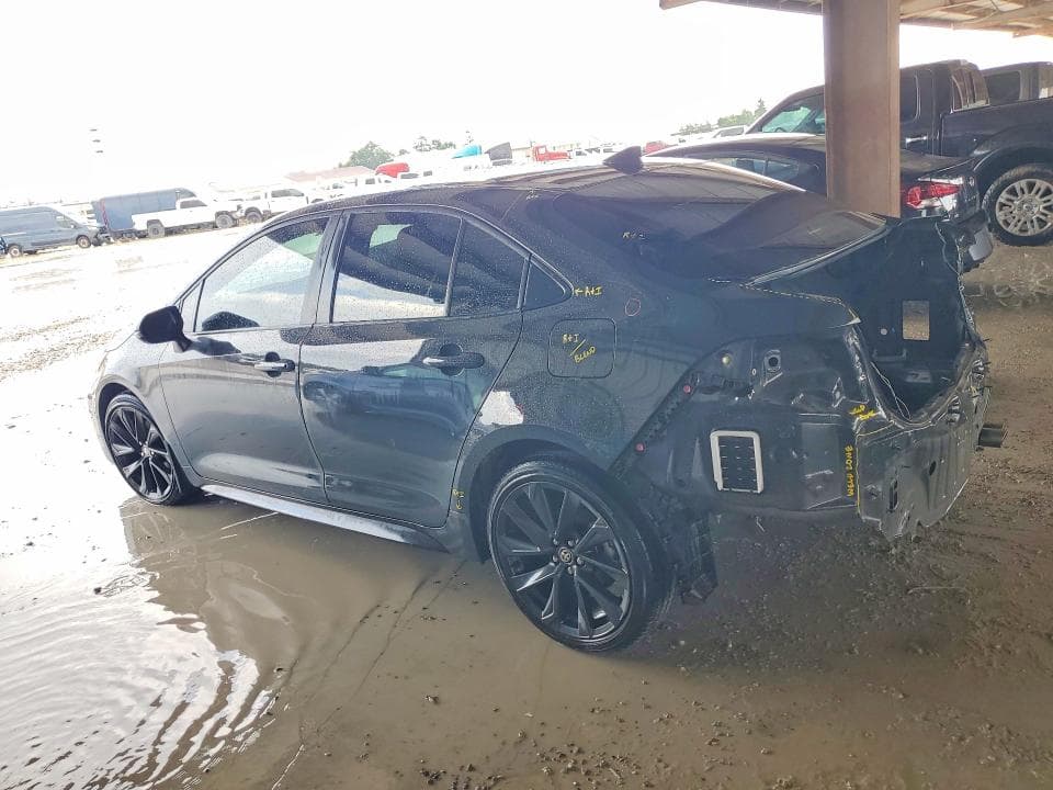 2024 TOYOTA COROLLA 2