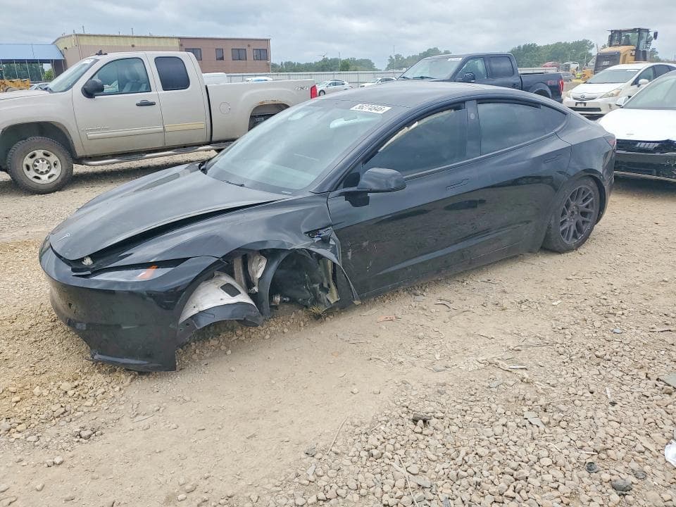 2025 TESLA MODEL 3 1