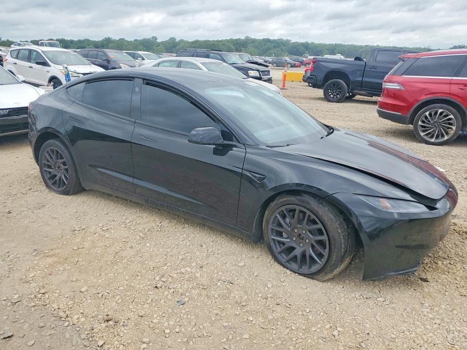 2025 TESLA MODEL 3 4