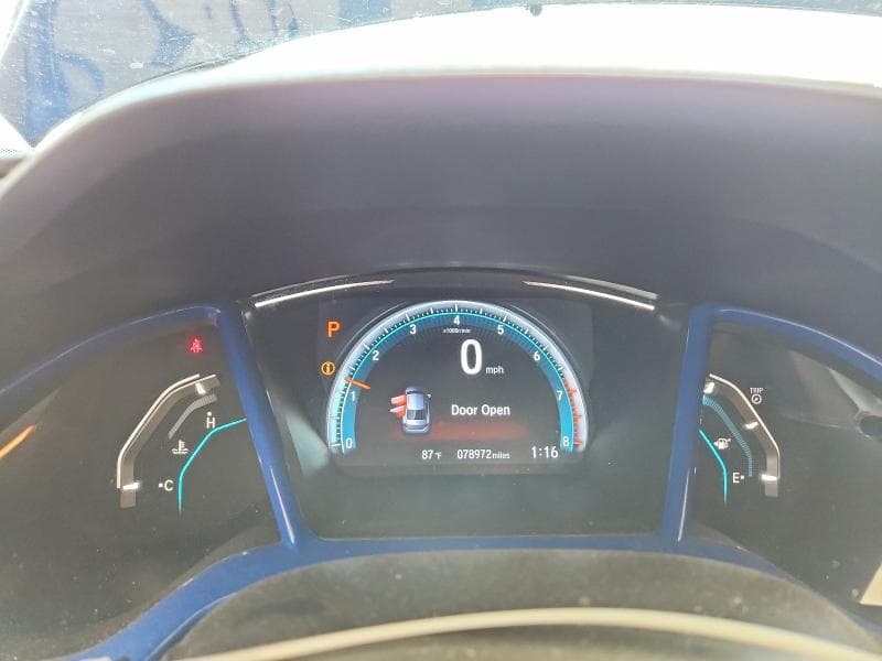 2018 HONDA CIVIC EX 9