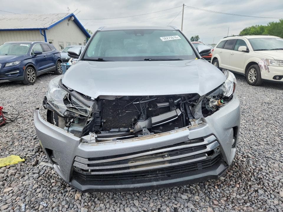 2017 TOYOTA HIGHLANDER LIMITED LIMITED 5