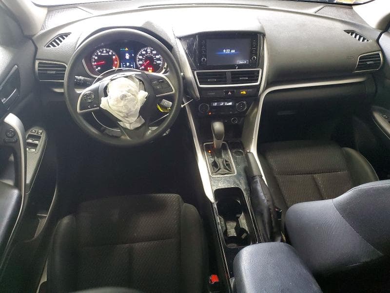 2019 MITSUBISHI ECLIPSE CROSS ES ES 8