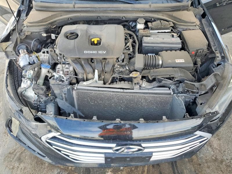2018 HYUNDAI ELANTRA SEL 11