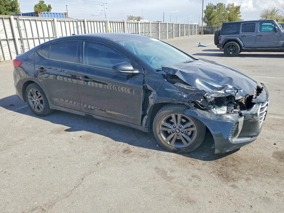 2018 HYUNDAI ELANTRA SEL 4