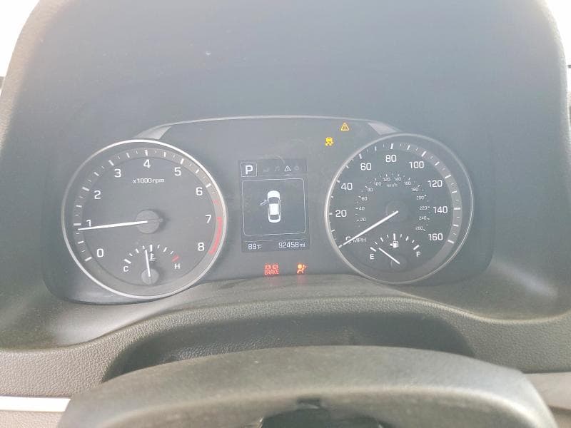 2018 HYUNDAI ELANTRA SEL 9
