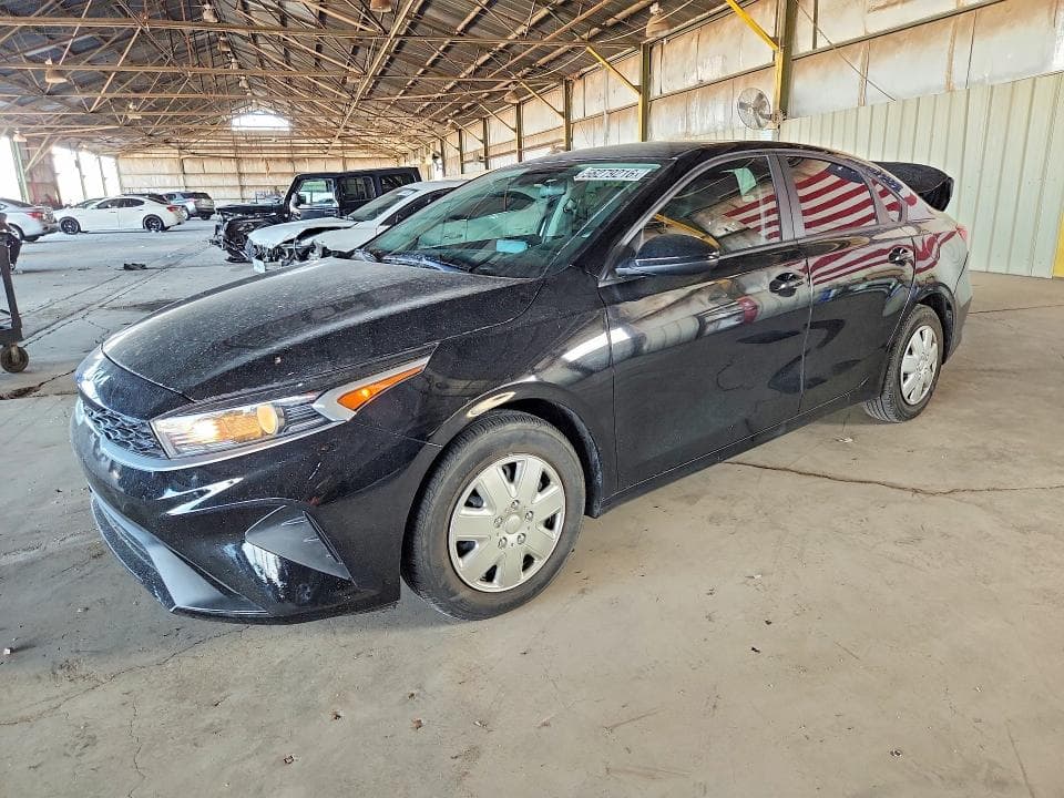 2023 KIA FORTE LX