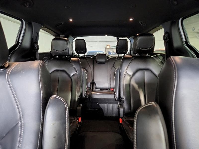 2023 CHRYSLER PACIFICA TOURING L 10