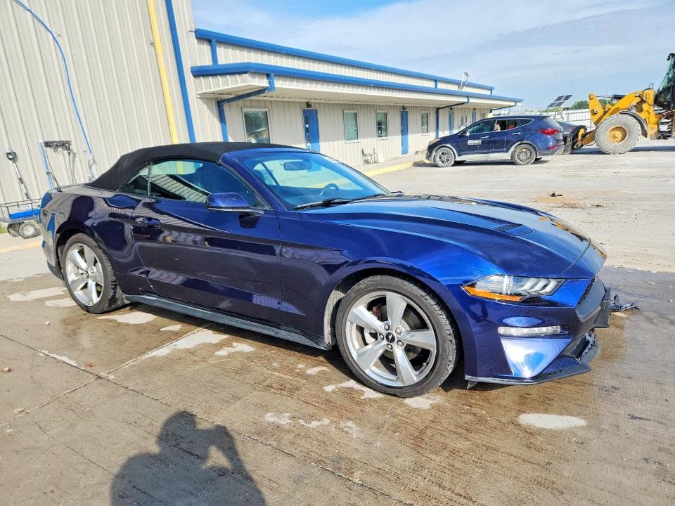 2018 FORD MUSTANG 4