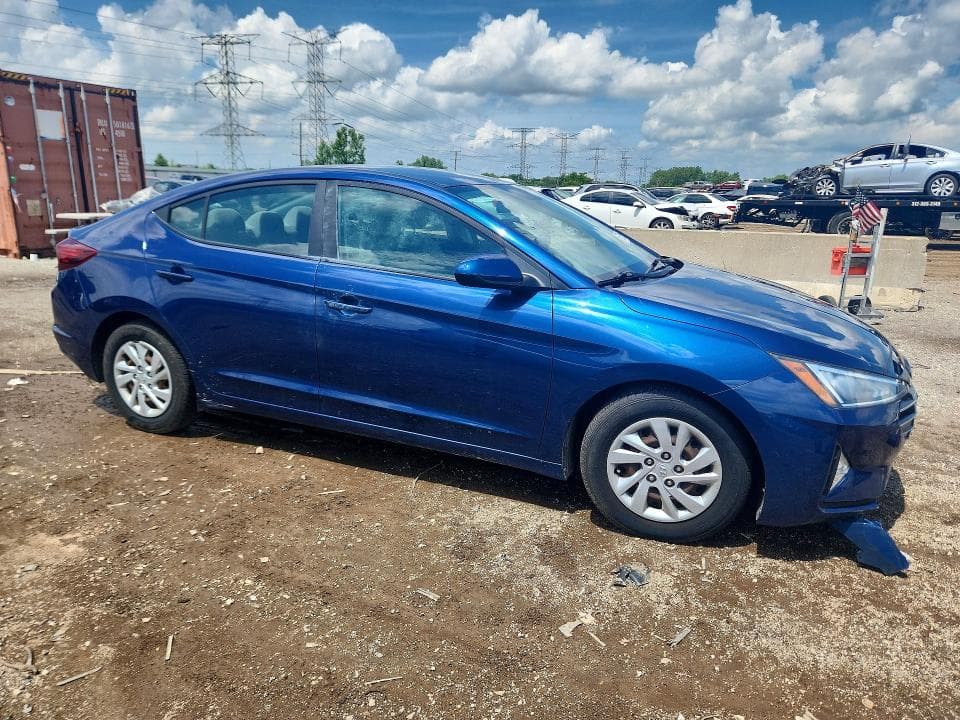 2019 HYUNDAI ELANTRA SE SE 4
