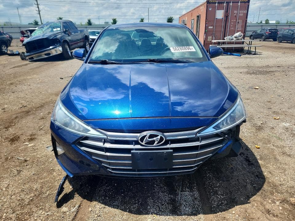 2019 HYUNDAI ELANTRA SE SE 5