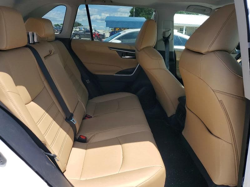 2024 TOYOTA RAV4 XLE PREMIUM XLE PREMIUM 11
