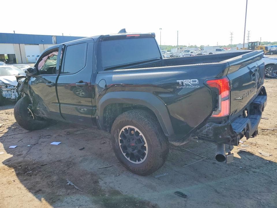 2026 TOYOTA TACOMA TRD OFF-ROAD 2